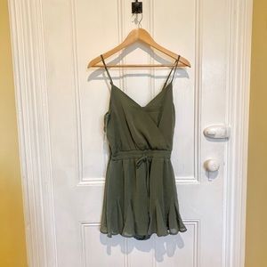 Olive Green Romper, warn 1x